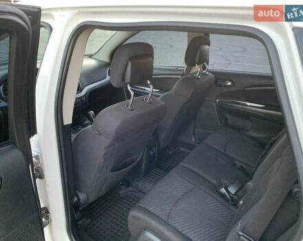 Білий Додж Джорні, об'ємом двигуна 2.36 л та пробігом 212 тис. км за 7777 $, фото 10 на Automoto.ua