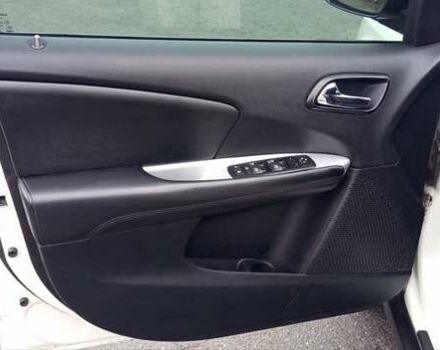 Белый Додж Джорни, объемом двигателя 2.36 л и пробегом 202 тыс. км за 8400 $, фото 13 на Automoto.ua