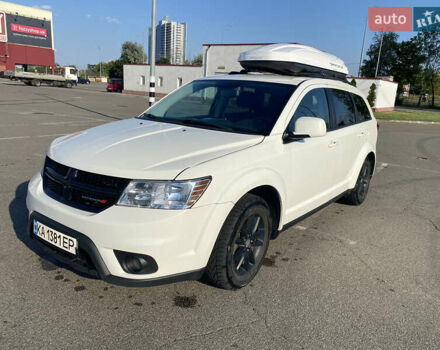 Білий Додж Джорні, об'ємом двигуна 3.6 л та пробігом 342 тис. км за 10500 $, фото 30 на Automoto.ua