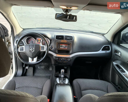 Білий Додж Джорні, об'ємом двигуна 2.36 л та пробігом 212 тис. км за 7777 $, фото 14 на Automoto.ua