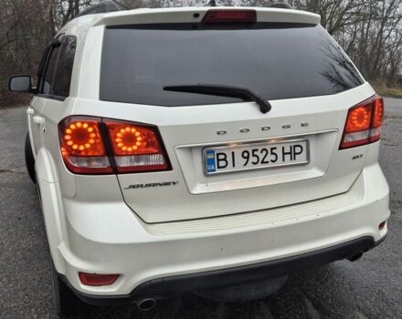 Белый Додж Джорни, объемом двигателя 3.6 л и пробегом 192 тыс. км за 11500 $, фото 4 на Automoto.ua