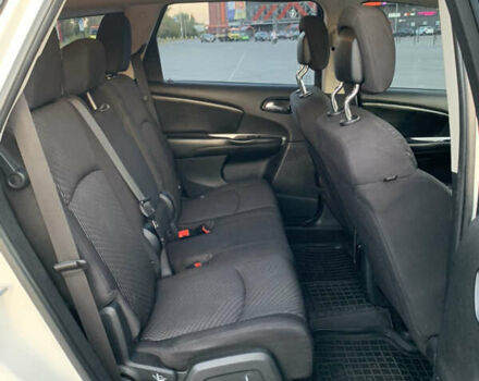 Білий Додж Джорні, об'ємом двигуна 2.36 л та пробігом 212 тис. км за 7777 $, фото 18 на Automoto.ua