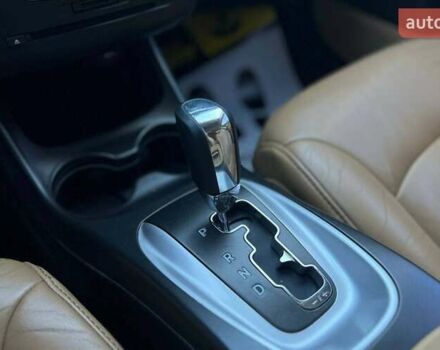 Білий Додж Джорні, об'ємом двигуна 2.36 л та пробігом 161 тис. км за 10990 $, фото 17 на Automoto.ua