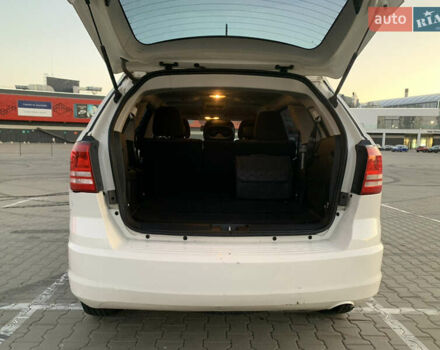 Білий Додж Джорні, об'ємом двигуна 2.36 л та пробігом 212 тис. км за 7777 $, фото 19 на Automoto.ua