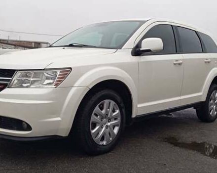 Белый Додж Джорни, объемом двигателя 2.36 л и пробегом 202 тыс. км за 8400 $, фото 1 на Automoto.ua