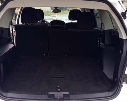 Белый Додж Джорни, объемом двигателя 2.36 л и пробегом 202 тыс. км за 8400 $, фото 21 на Automoto.ua