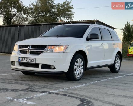 Білий Додж Джорні, об'ємом двигуна 2.36 л та пробігом 212 тис. км за 7777 $, фото 1 на Automoto.ua