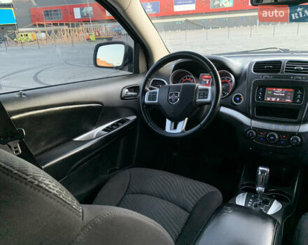 Білий Додж Джорні, об'ємом двигуна 2.36 л та пробігом 212 тис. км за 7777 $, фото 17 на Automoto.ua