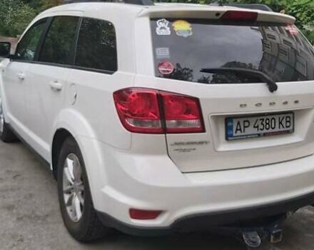 Білий Додж Джорні, об'ємом двигуна 2.36 л та пробігом 200 тис. км за 10000 $, фото 5 на Automoto.ua