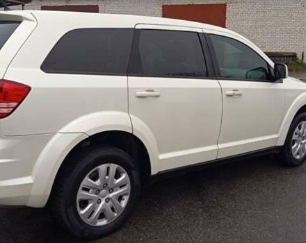 Белый Додж Джорни, объемом двигателя 2.36 л и пробегом 202 тыс. км за 8400 $, фото 5 на Automoto.ua