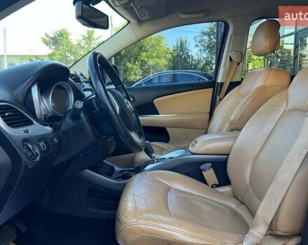 Білий Додж Джорні, об'ємом двигуна 2.36 л та пробігом 161 тис. км за 10990 $, фото 9 на Automoto.ua