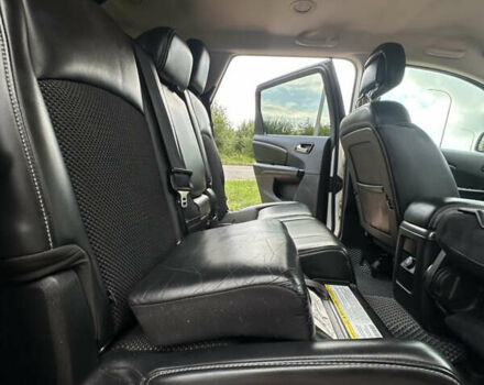 Белый Додж Джорни, объемом двигателя 2.36 л и пробегом 153 тыс. км за 12500 $, фото 45 на Automoto.ua