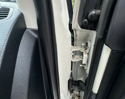 Белый Додж Джорни, объемом двигателя 2.36 л и пробегом 153 тыс. км за 12500 $, фото 58 на Automoto.ua