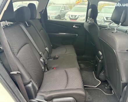 Білий Додж Джорні, об'ємом двигуна 2.4 л та пробігом 121 тис. км за 10290 $, фото 28 на Automoto.ua