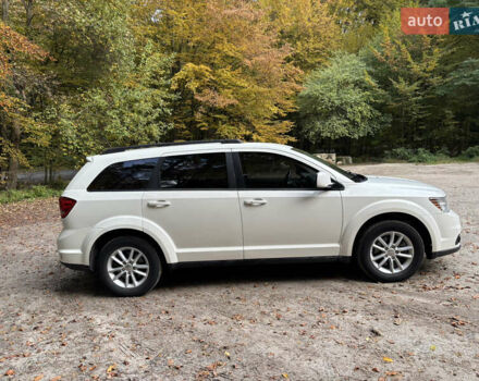 Білий Додж Джорні, об'ємом двигуна 2.36 л та пробігом 121 тис. км за 11100 $, фото 7 на Automoto.ua