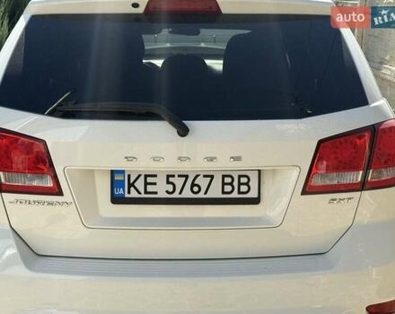 Білий Додж Джорні, об'ємом двигуна 2.4 л та пробігом 183 тис. км за 11500 $, фото 11 на Automoto.ua