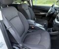 Белый Додж Джорни, объемом двигателя 2.36 л и пробегом 262 тыс. км за 10900 $, фото 3 на Automoto.ua