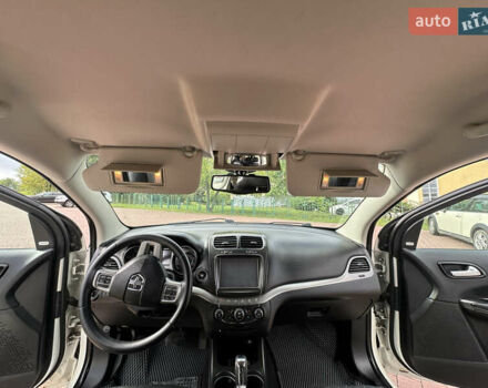 Белый Додж Джорни, объемом двигателя 2.36 л и пробегом 153 тыс. км за 12500 $, фото 65 на Automoto.ua