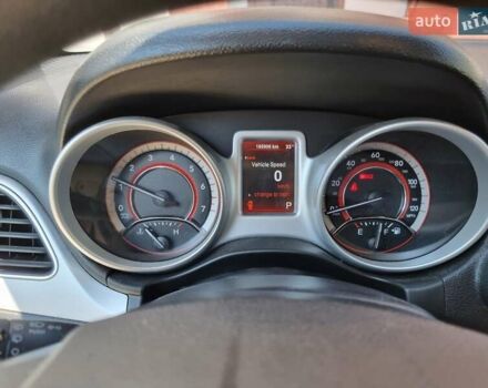 Белый Додж Джорни, объемом двигателя 2.36 л и пробегом 184 тыс. км за 11200 $, фото 14 на Automoto.ua