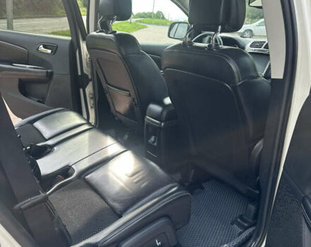 Белый Додж Джорни, объемом двигателя 2.36 л и пробегом 153 тыс. км за 12500 $, фото 32 на Automoto.ua