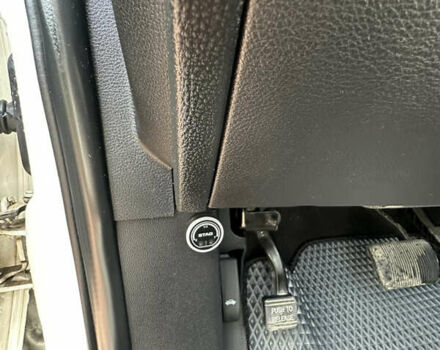 Белый Додж Джорни, объемом двигателя 2.36 л и пробегом 153 тыс. км за 12500 $, фото 68 на Automoto.ua