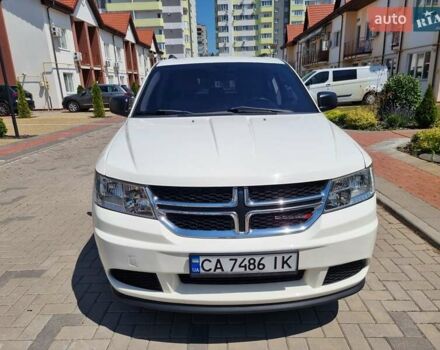 Белый Додж Джорни, объемом двигателя 2.36 л и пробегом 184 тыс. км за 11200 $, фото 24 на Automoto.ua