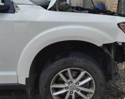 Белый Додж Джорни, объемом двигателя 2.36 л и пробегом 168 тыс. км за 3200 $, фото 14 на Automoto.ua