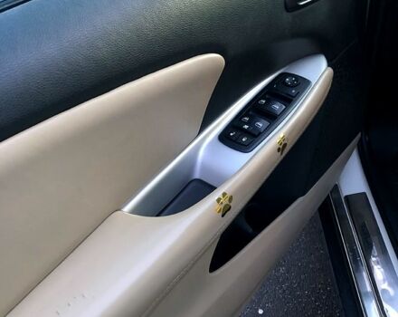 Додж Джорни 2014 в Чернигове на Automoto.ua Белый Додж Джорни, объемом двигателя 2.4 л и пробегом 212 тыс. км за 11500 $, фото 3 на Automoto.ua