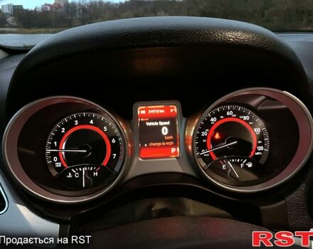 Белый Додж Джорни, объемом двигателя 3.6 л и пробегом 210 тыс. км за 12000 $, фото 7 на Automoto.ua