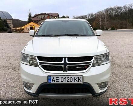 Белый Додж Джорни, объемом двигателя 3.6 л и пробегом 210 тыс. км за 12000 $, фото 10 на Automoto.ua