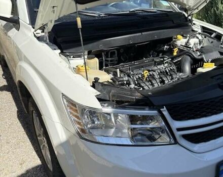 Білий Додж Джорні, об'ємом двигуна 2.4 л та пробігом 183 тис. км за 11500 $, фото 10 на Automoto.ua