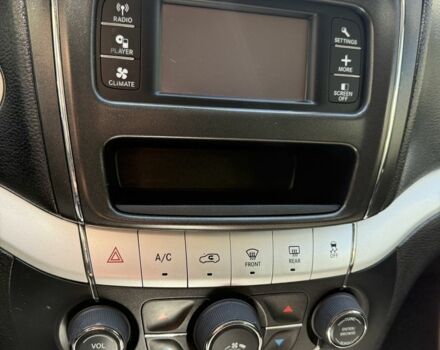 Білий Додж Джорні, об'ємом двигуна 2.4 л та пробігом 183 тис. км за 11500 $, фото 8 на Automoto.ua