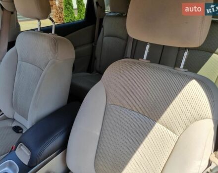 Білий Додж Джорні, об'ємом двигуна 2.4 л та пробігом 184 тис. км за 10000 $, фото 6 на Automoto.ua