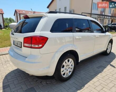 Белый Додж Джорни, объемом двигателя 2.36 л и пробегом 184 тыс. км за 11200 $, фото 6 на Automoto.ua