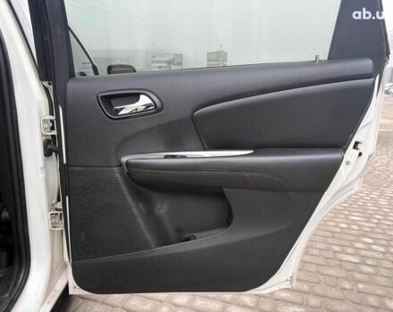 Білий Додж Джорні, об'ємом двигуна 2.4 л та пробігом 121 тис. км за 10290 $, фото 27 на Automoto.ua