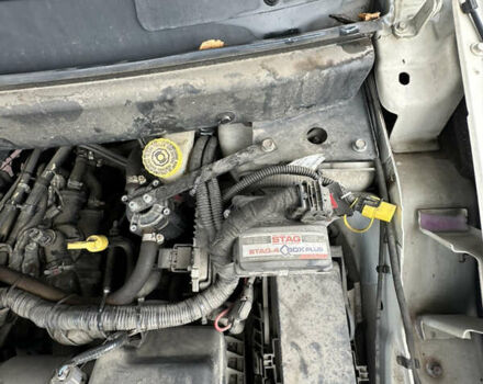 Белый Додж Джорни, объемом двигателя 2.36 л и пробегом 153 тыс. км за 12500 $, фото 77 на Automoto.ua