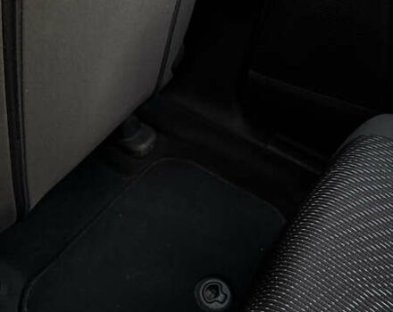 Белый Додж Джорни, объемом двигателя 3.6 л и пробегом 179 тыс. км за 10450 $, фото 19 на Automoto.ua