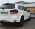 Белый Додж Джорни, объемом двигателя 3.6 л и пробегом 180 тыс. км за 12200 $, фото 5 на Automoto.ua