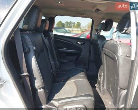 Белый Додж Джорни, объемом двигателя 2.36 л и пробегом 220 тыс. км за 8200 $, фото 2 на Automoto.ua