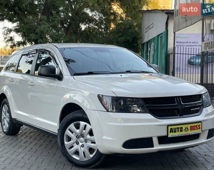 Белый Додж Джорни, объемом двигателя 2.4 л и пробегом 58 тыс. км за 10999 $, фото 2 на Automoto.ua