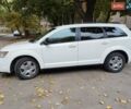 Белый Додж Джорни, объемом двигателя 2.36 л и пробегом 209 тыс. км за 11000 $, фото 3 на Automoto.ua