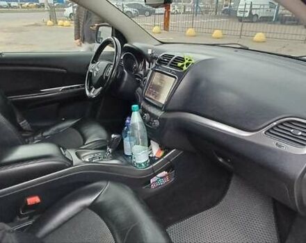 Белый Додж Джорни, объемом двигателя 3.6 л и пробегом 180 тыс. км за 12200 $, фото 4 на Automoto.ua