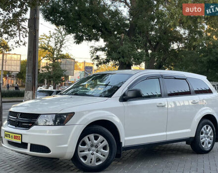 Белый Додж Джорни, объемом двигателя 2.4 л и пробегом 58 тыс. км за 10999 $, фото 1 на Automoto.ua