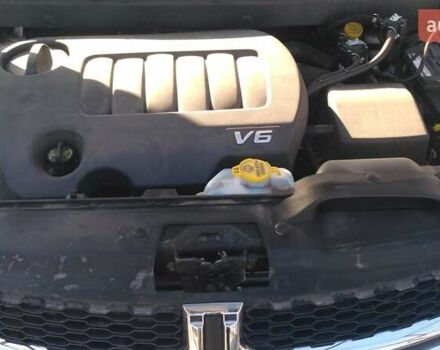 Белый Додж Джорни, объемом двигателя 3.6 л и пробегом 205 тыс. км за 10500 $, фото 19 на Automoto.ua