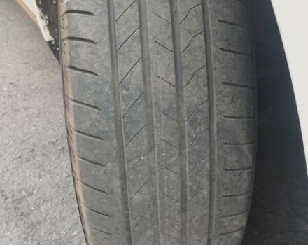 Белый Додж Джорни, объемом двигателя 2.4 л и пробегом 181 тыс. км за 11500 $, фото 6 на Automoto.ua