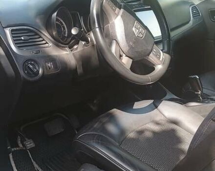 Белый Додж Джорни, объемом двигателя 2.36 л и пробегом 153 тыс. км за 13600 $, фото 7 на Automoto.ua