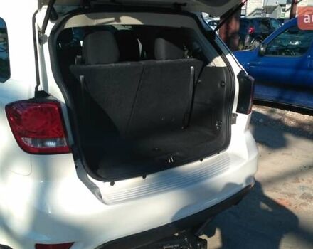 Белый Додж Джорни, объемом двигателя 3.6 л и пробегом 205 тыс. км за 10500 $, фото 7 на Automoto.ua