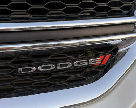 Белый Додж Джорни, объемом двигателя 3.6 л и пробегом 179 тыс. км за 10450 $, фото 32 на Automoto.ua