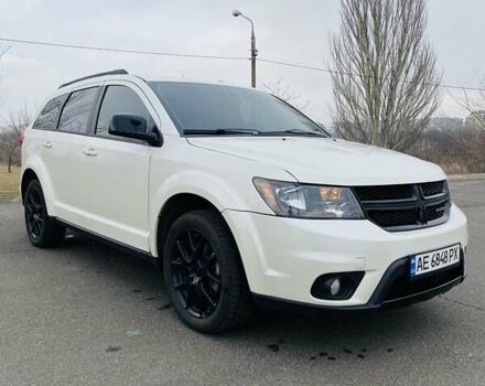 Белый Додж Джорни, объемом двигателя 2.4 л и пробегом 185 тыс. км за 12700 $, фото 3 на Automoto.ua