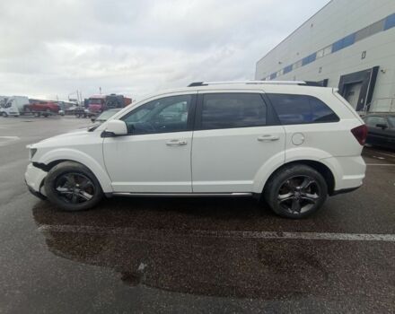 Белый Додж Джорни, объемом двигателя 0 л и пробегом 220 тыс. км за 8200 $, фото 6 на Automoto.ua